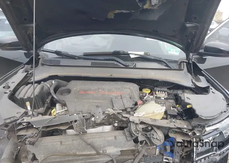 2018 Jeep Compass Latitude 4X4 из США, поврежденный, VIN 3C4NJDBB2JT246030